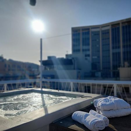 Unique Solar Penthouse With Jacuzzi And Sauna In Central Athen Exterior foto